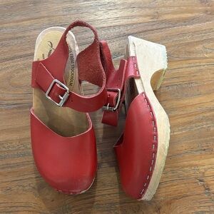 Authentic Lotta’s Girls Red Clog Sandals